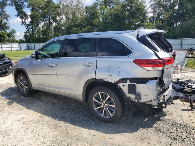Photo 2 from auction – 2018 TOYOTA HIGHLANDER with VIN 5TDJZRFH7JS530895