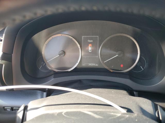 Photo 9 from auction – 2020 LEXUS IS 300 PRE with VIN JTHDA1D26L5106278