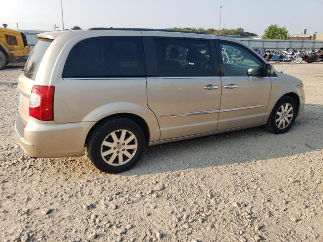 Photo 3 from auction – 2016 CHRYSLER TOWN & COU with VIN 2C4RC1BG2GR247034