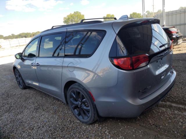 Photo 3 from auction – 2019 CHRYSLER PACIFICA L with VIN 2C4RC1GG7KR576555