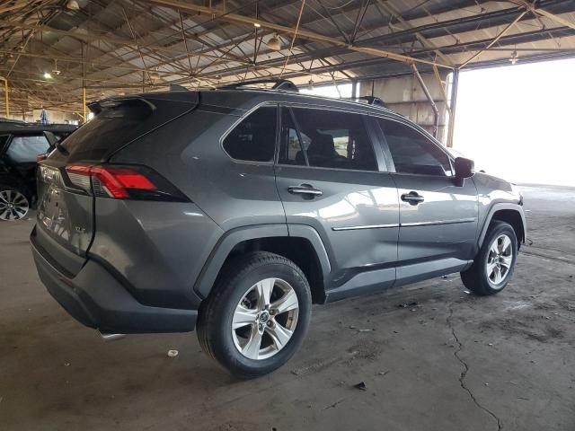 Photo 3 from auction – 2019 TOYOTA RAV4 XLE with VIN 2T3W1RFV6KC013205