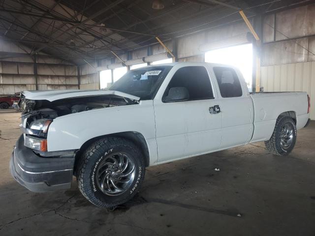 CHEVROLET SILVERADO 2004 with VIN 1GCEC19V94Z126537 - Photo from auction