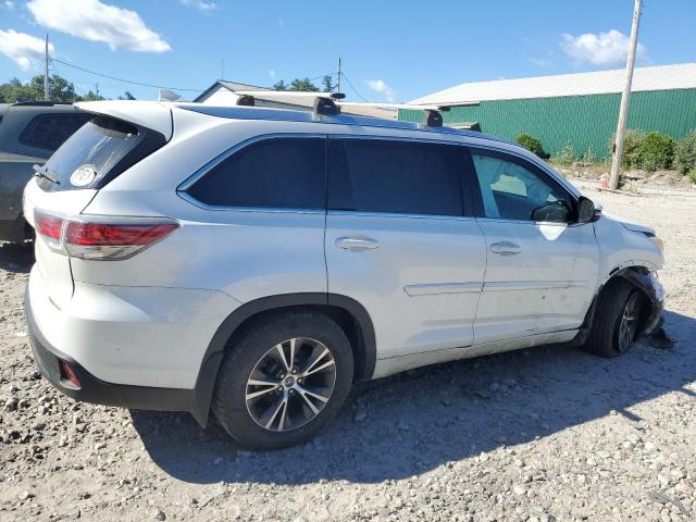 Photo 3 from auction – 2016 TOYOTA HIGHLANDER with VIN 5TDJKRFH7GS269359