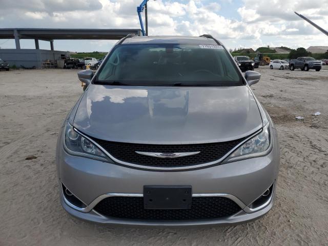 Photo 5 from auction – 2017 CHRYSLER PACIFICA T with VIN 2C4RC1BG8HR532807