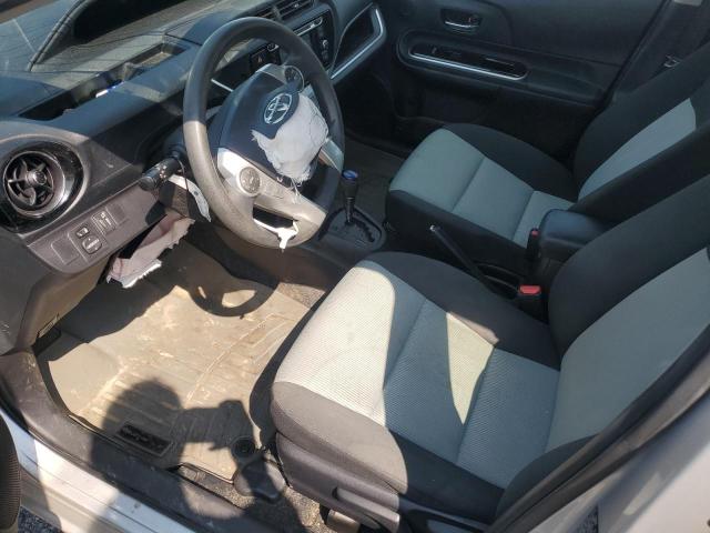 Photo 7 from auction – 2015 TOYOTA PRIUS C with VIN JTDKDTB32F1088820