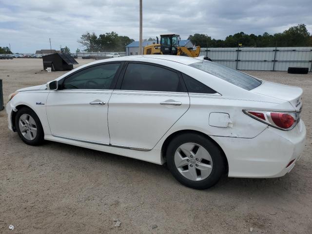 Photo 2 from auction – 2012 HYUNDAI SONATA HYB with VIN KMHEC4A47CA044321