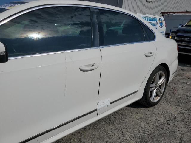 Photo 12 from auction – 2014 VOLKSWAGEN PASSAT SEL with VIN 1VWCN7A30EC063179