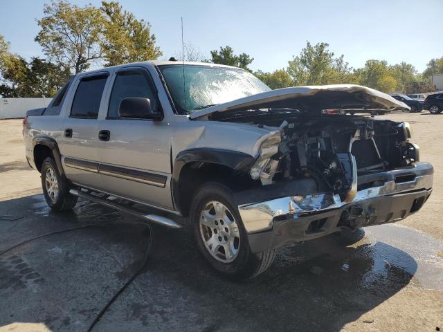 Photo 4 from auction – 2004 CHEVROLET AVALANCHE with VIN 3GNEC12TX4G277807