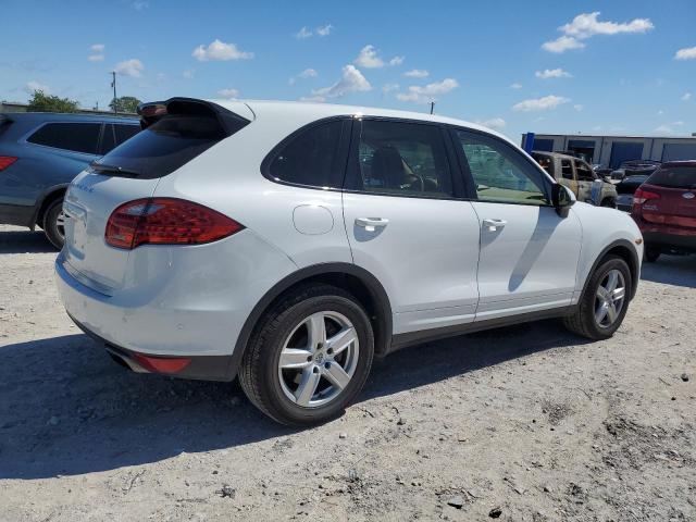 Photo 3 from auction – 2014 PORSCHE CAYENNE with VIN WP1AA2A26ELA06094