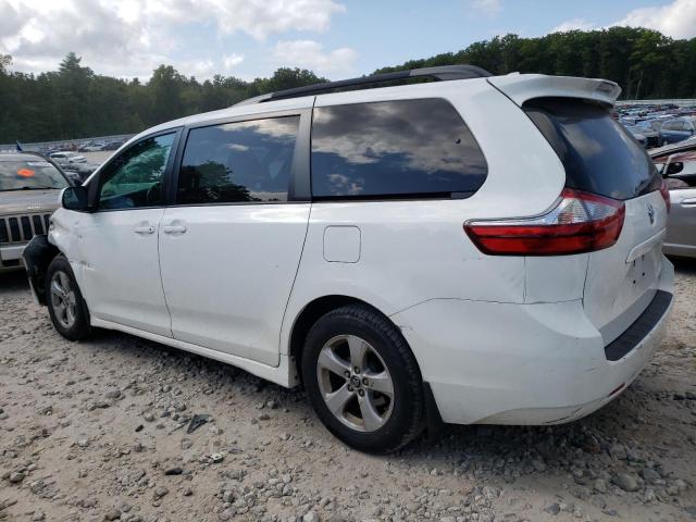 Photo 2 from auction – 2018 TOYOTA SIENNA LE with VIN 5TDKZ3DC0JS954279