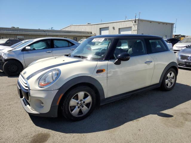 MINI COOPER 2015 with VIN WMWXM5C59FT937649 - Photo from auction