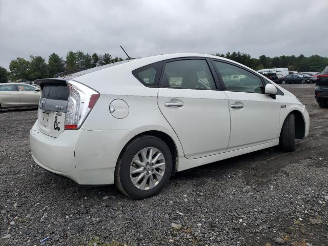 Photo 3 from auction – 2014 TOYOTA PRIUS PLUG with VIN JTDKN3DP9E3056012