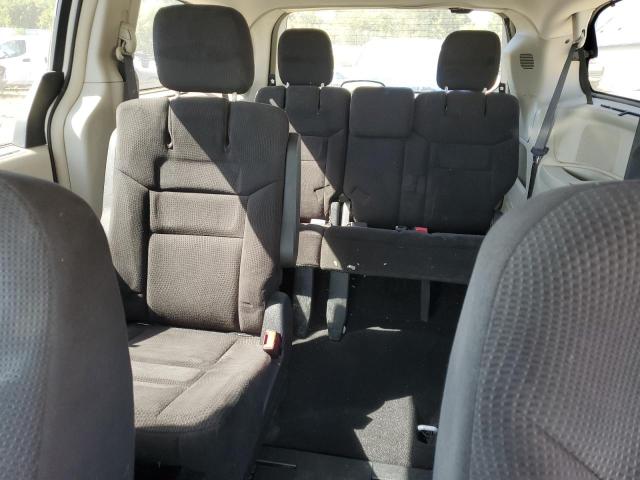 Photo 10 from auction – 2014 CHRYSLER TOWN & COU with VIN 2C4RC1BGXER454073