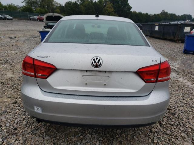 Photo 6 from auction – 2015 VOLKSWAGEN PASSAT S with VIN 1VWAT7A34FC096538
