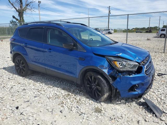 Photo 4 from auction – 2017 FORD ESCAPE SE with VIN 1FMCU0G91HUB92566