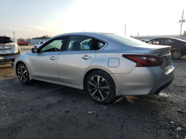 Photo 2 from auction – 2017 NISSAN ALTIMA SR with VIN 1N4AL3AP6HC121964