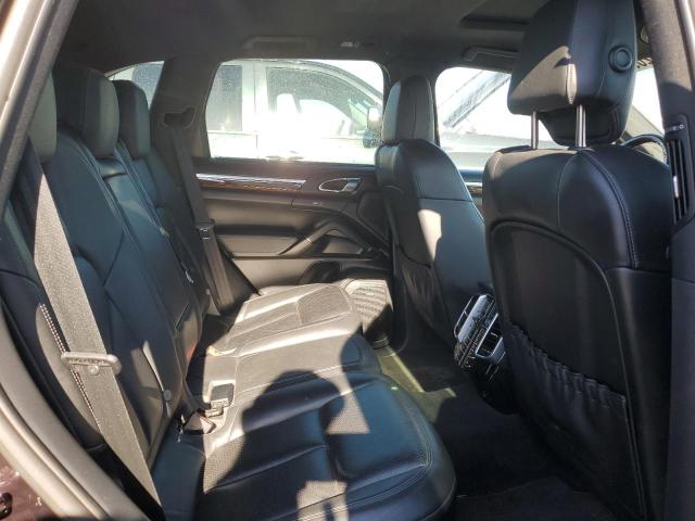 Photo 11 from auction – 2011 PORSCHE CAYENNE S with VIN WP1AB2A23BLA50238