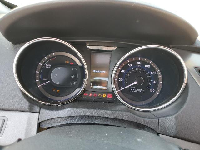 Photo 9 from auction – 2013 HYUNDAI SONATA HYB with VIN KMHEC4A40DA068672