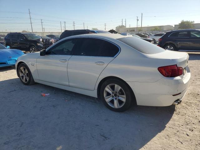Photo 2 from auction – 2012 BMW 528 I with VIN WBAXG5C56CDX05913