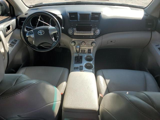 Photo 8 from auction – 2011 TOYOTA HIGHLANDER with VIN 5TDZK3EH3BS030272