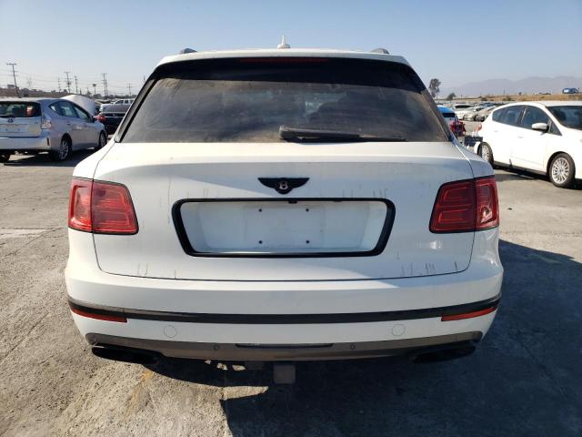 Photo 6 from auction – 2018 BENTLEY BENTAYGA with VIN SJAAC4ZV9JC020797