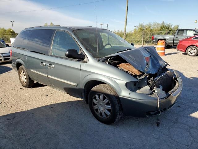 Photo 4 from auction – 2006 CHRYSLER TOWN & COU with VIN 2A4GP54L86R759659