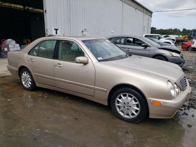 Photo 4 from auction – 2001 MERCEDES-BENZ E 320 with VIN WDBJF65J01B389296