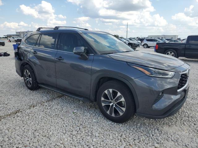 Photo 4 from auction – 2021 TOYOTA HIGHLANDER with VIN 5TDGZRAH9MS063100