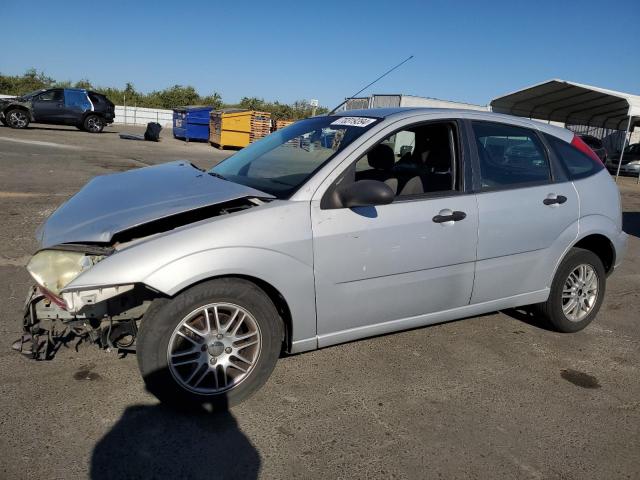 Photo 1 from auction – 2005 FORD FOCUS ZX5 with VIN 3FAFP37N45R137366