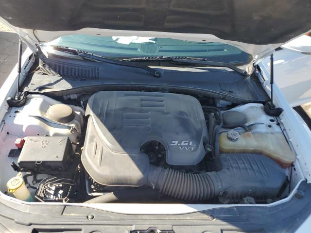 Photo 11 from auction – 2015 CHRYSLER 300 S with VIN 2C3CCABG3FH926731