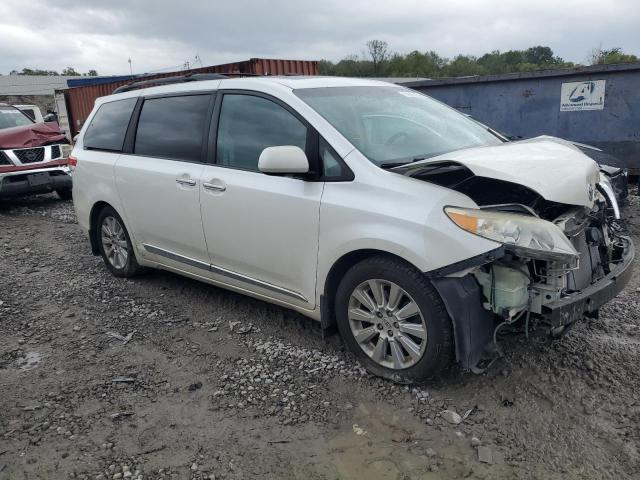 Photo 4 from auction – 2012 TOYOTA SIENNA XLE with VIN 5TDYK3DC3CS229101