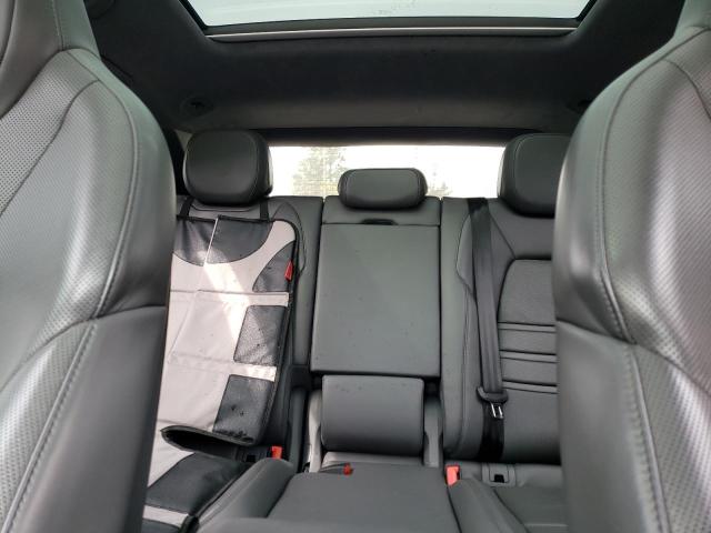 Photo 10 from auction – 2019 PORSCHE CAYENNE TU with VIN WP1AF2AY4KDA80982