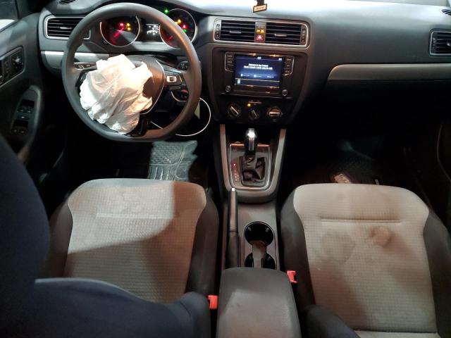 Photo 8 from auction – 2018 VOLKSWAGEN JETTA S with VIN 3VW2B7AJ3JM210459