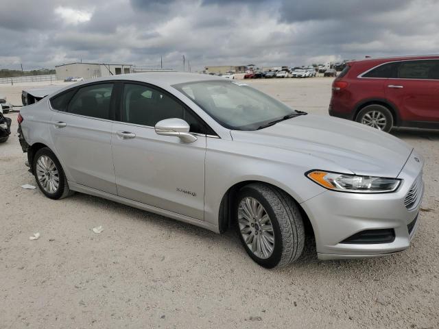 Photo 4 from auction – 2016 FORD FUSION SE with VIN 3FA6P0LU1GR283478