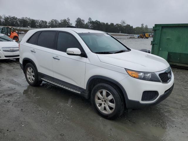 Photo 4 from auction – 2013 KIA SORENTO LX with VIN 5XYKT4A14DG323322