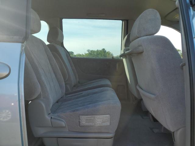 Photo 11 from auction – 2002 MAZDA MPV WAGON with VIN JM3LW28A420314703