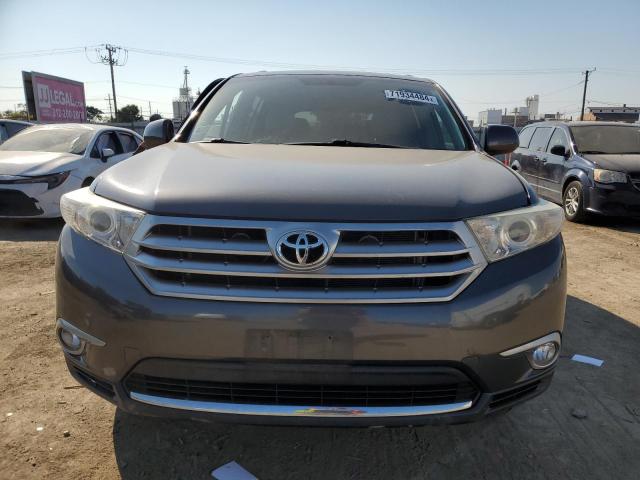 Photo 5 from auction – 2013 TOYOTA HIGHLANDER with VIN 5TDBK3EH2DS277643
