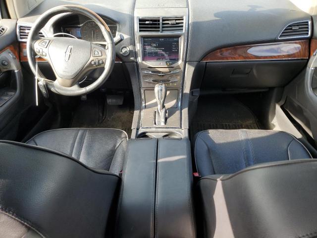 Photo 8 from auction – 2011 LINCOLN MKX with VIN 2LMDJ6JK7BBJ00048