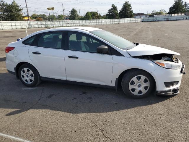 Photo 4 from auction – 2016 FORD FOCUS S with VIN 1FADP3E2XGL215134