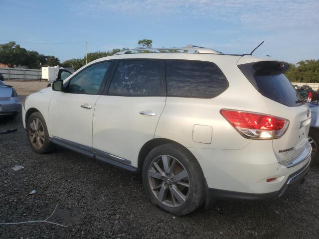 Photo 2 from auction – 2015 NISSAN PATHFINDER with VIN 5N1AR2MM5FC637813
