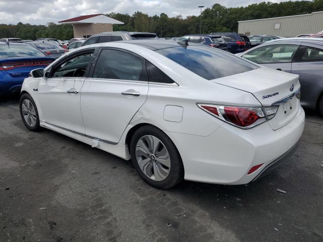 Photo 2 from auction – 2015 HYUNDAI SONATA HYB with VIN KMHEC4A45FA128268