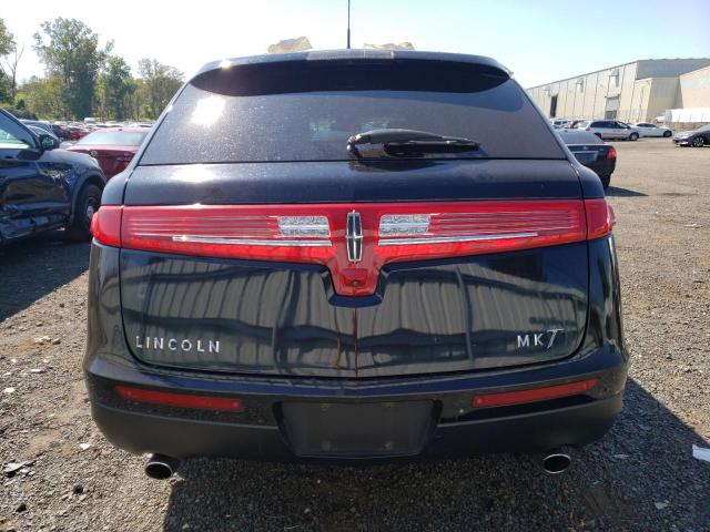 Photo 6 from auction – 2018 LINCOLN MKT with VIN 2LMHJ5NKXJBL01172