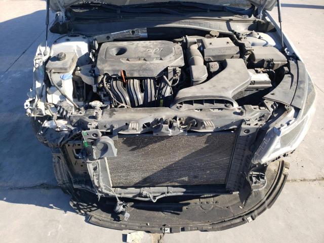 Photo 11 from auction – 2018 KIA OPTIMA LX with VIN 5XXGT4L33JG217836