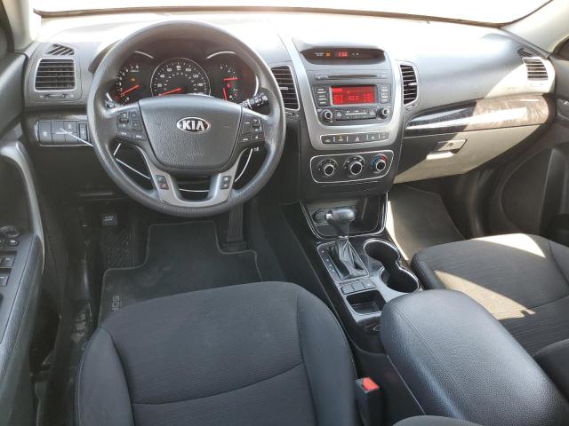 Photo 8 from auction – 2015 KIA SORENTO LX with VIN 5XYKTDA76FG606697