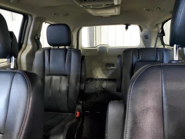 Photo 10 from auction – 2016 CHRYSLER TOWN & COU with VIN 2C4RC1CG9GR304036