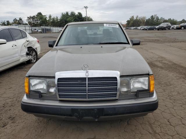 Photo 5 from auction – 1992 MERCEDES-BENZ 300 E with VIN WDBEA30D5NB730021