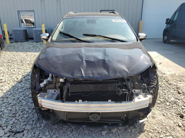 Photo 5 from auction – 2017 CHRYSLER PACIFICA L with VIN 2C4RC1GG6HR597714
