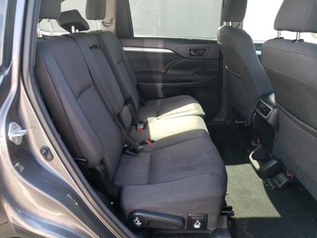 Photo 11 from auction – 2017 TOYOTA HIGHLANDER with VIN 5TDZARFH2HS026856