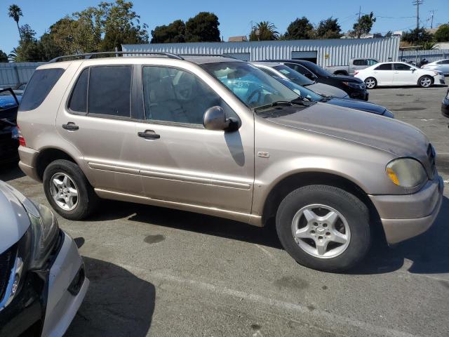 Photo 4 from auction – 2001 MERCEDES-BENZ ML 320 with VIN 4JGAB54E01A274839
