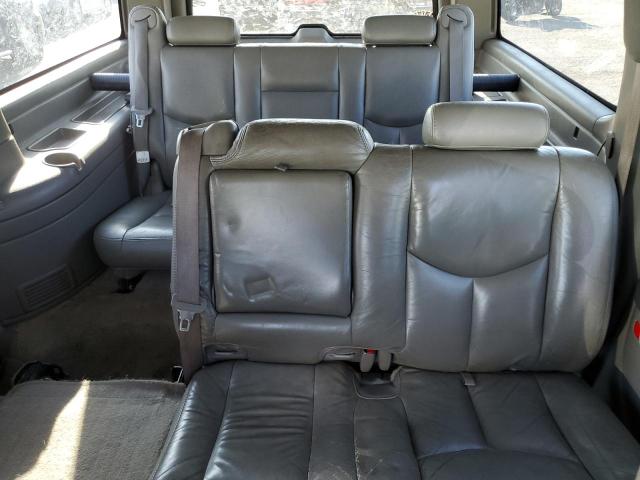 Photo 10 from auction – 2003 CHEVROLET SUBURBAN with VIN 3GNFK16Z83G237357